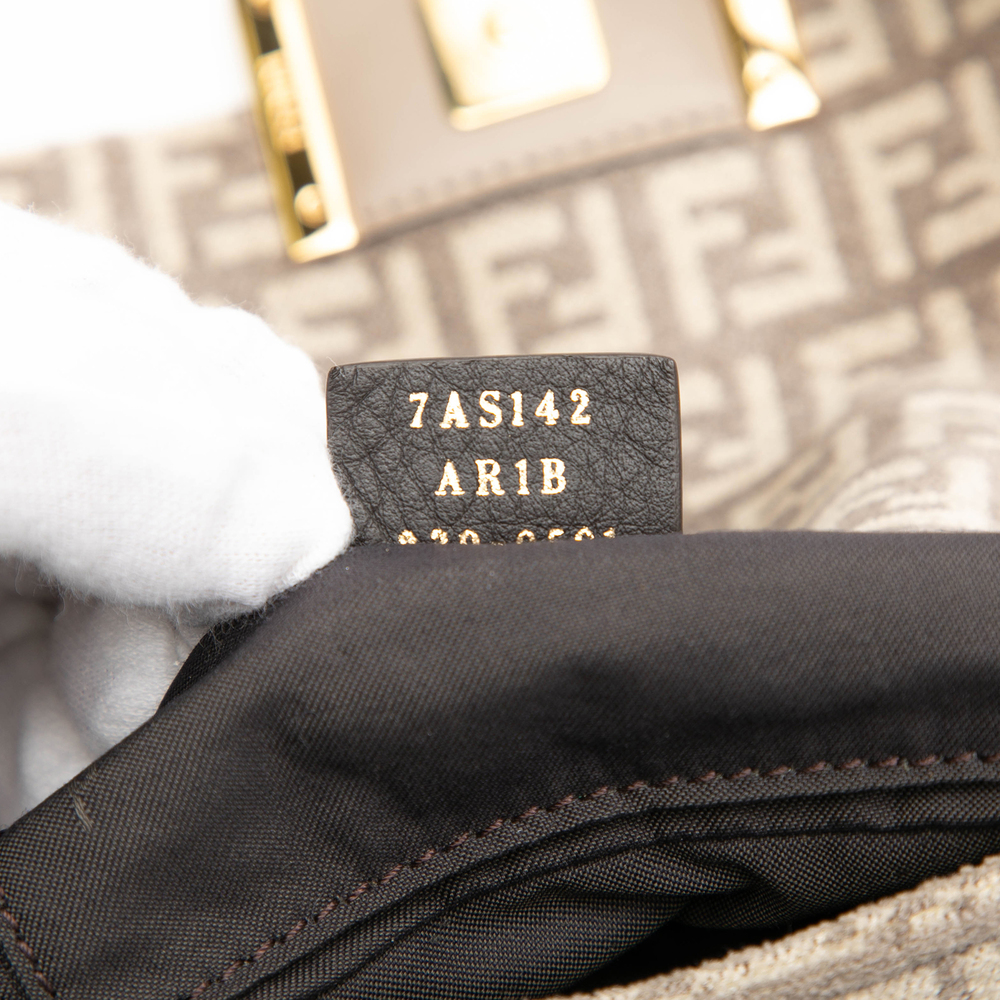 Pre-Loved Fendi Zucchino Velvet Baguette Phone Pouch Satchel - Picture 6 of 7